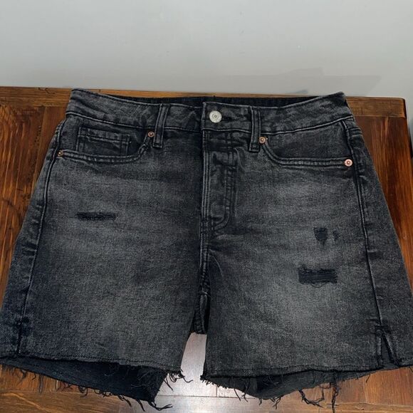 Old Navy High Rise O.G. STRAIGHT Jean Shorts Size 4 - Picture 1 of 8